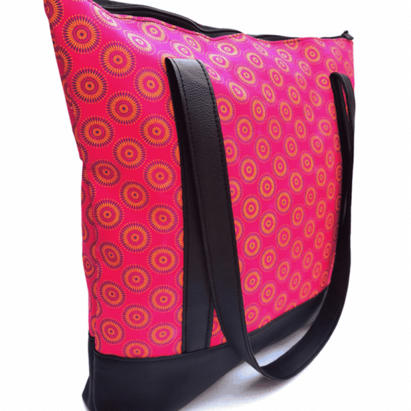 Shwe Shwe Covered  Tote Bag
